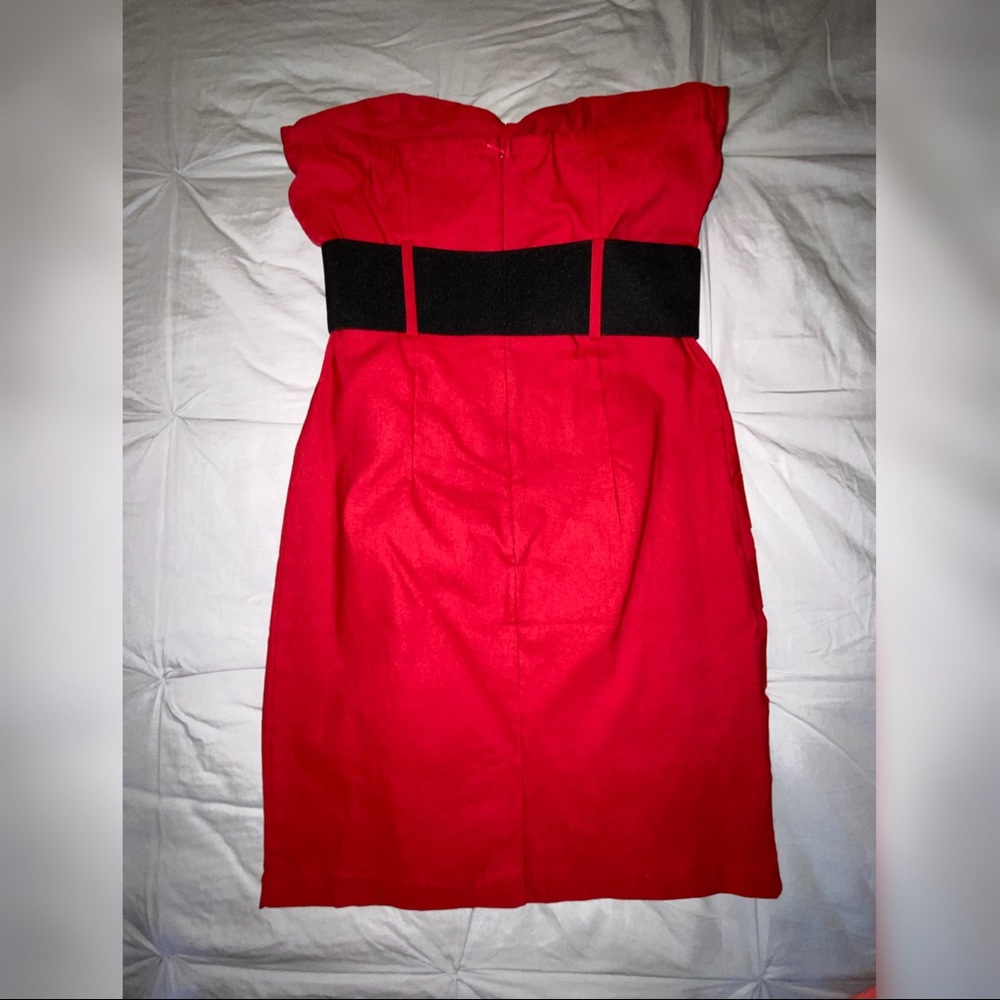 Dress - Picture 2 of 2